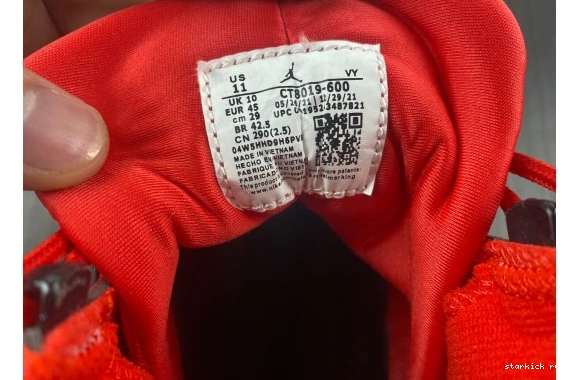 CT8019-600 Chile Jordan 9 CT8019-600 Red Retro 0830